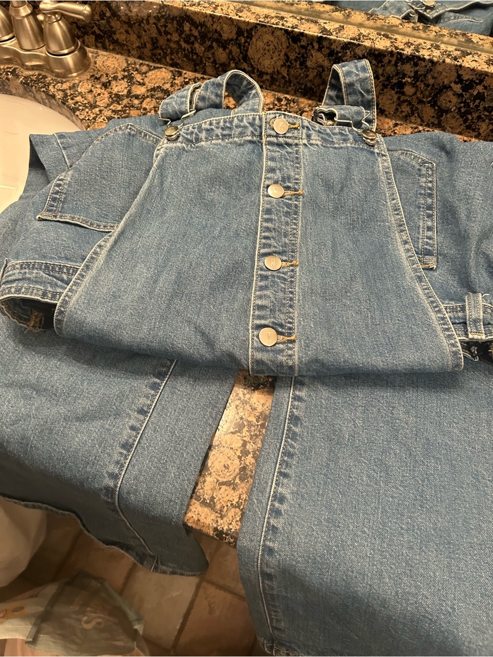 Maternity Bundle of NWT clothes from Target